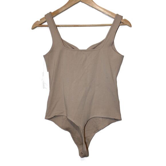 Womens Abercrombie & Fitch Soft A&F Tan Sleeveless V-Neck Bodysuit Top Size S - Picture 2 of 11